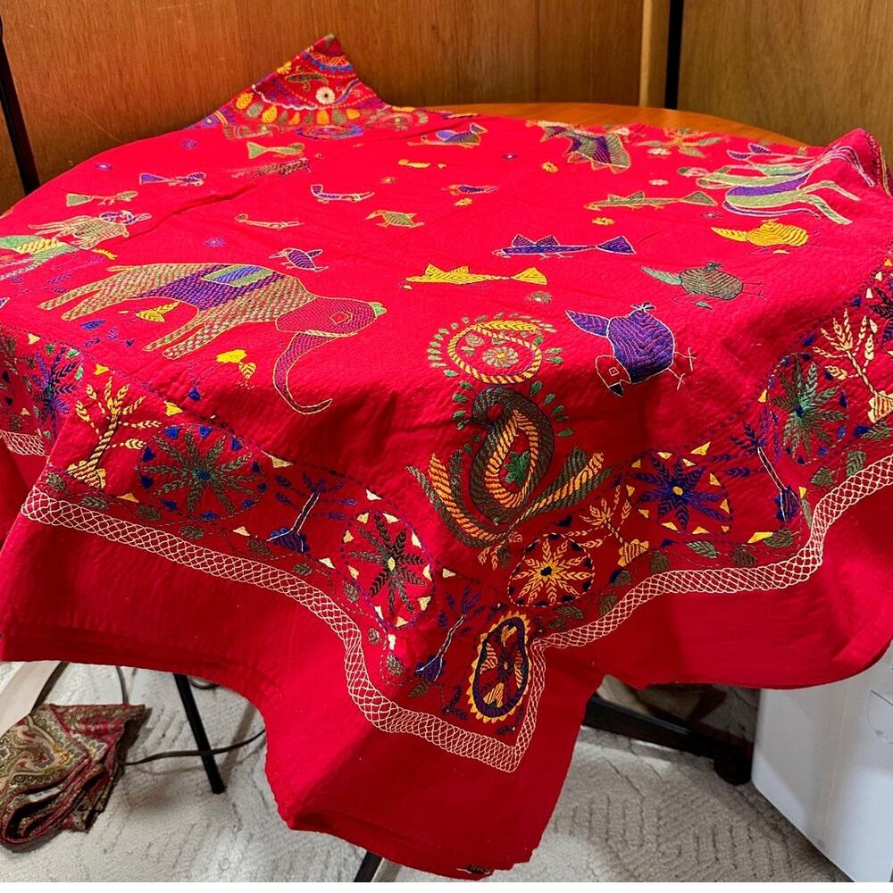 Vtg-Aarong Bangledesh Tablecloth Embroidered w/ Elephants, Birds, Flowers